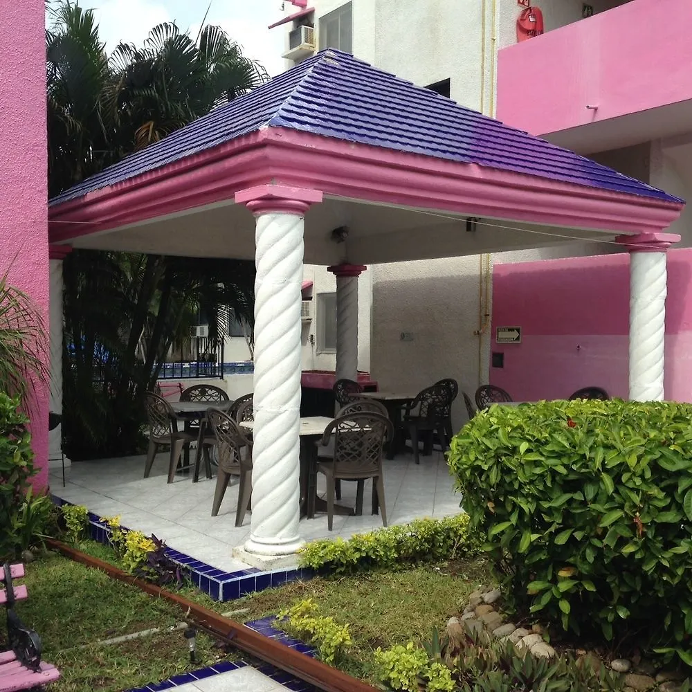 Garden Suites Cancun