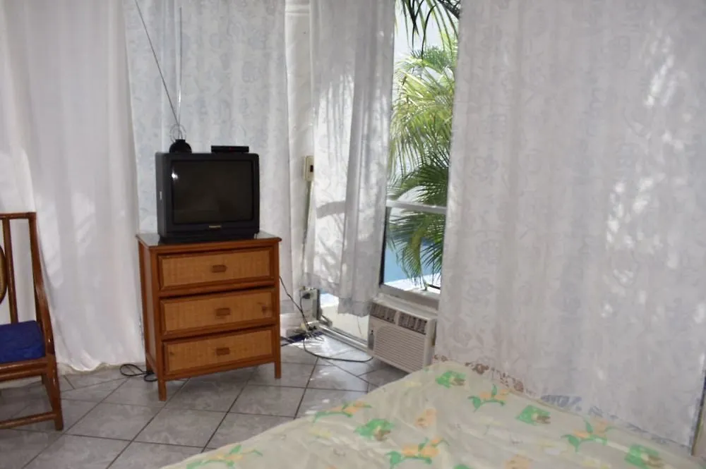 ** Otel Garden Suites Cancun Meksika